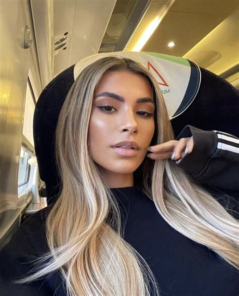 instagram blonde hair  roots brunette hair  highlights balayage