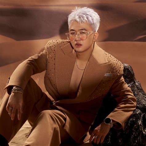 stream zuke chua quen nguoi yeu cu vigga  dj zuke listen