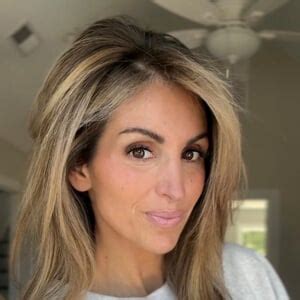 Janie Ippolito - Age, Bio, Family | Famous Birthdays