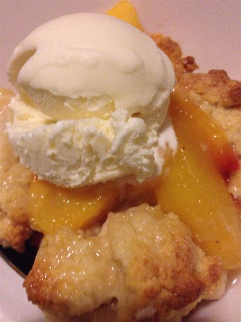 peach cobbler pioneer woman