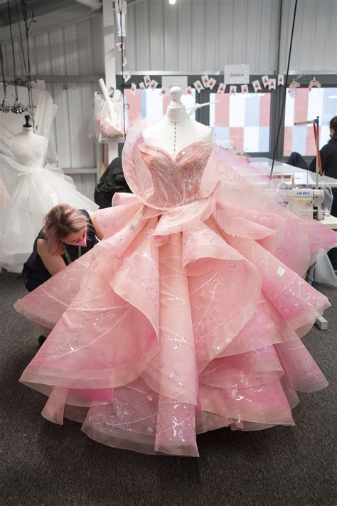 'Wicked' Movie Costume Designer Paul Tazewell on Dressing Glinda, Elphaba