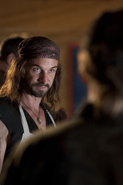 Falling Skies (2011)