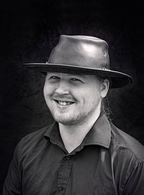 dave snell author   dragons  lovana