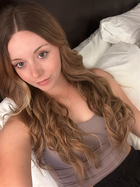 Nadia Foxx — Porn star from Canada. Photos, videos and other