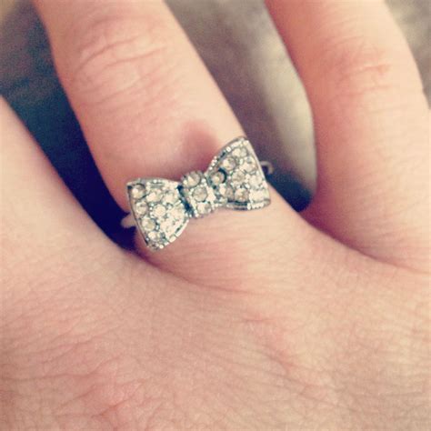bow tie ring | Jewelry, Jewelry accessories, Rings