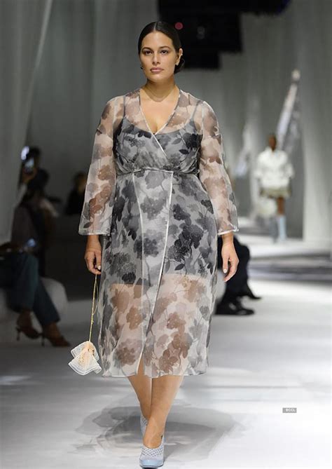 Ashley Graham has appeared on the cover of Elle Quebec - Photogallery