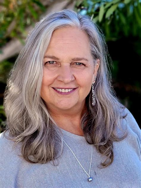 About Julie Kyker, MFT | Couples Therapist | San Diego, CA | 92103