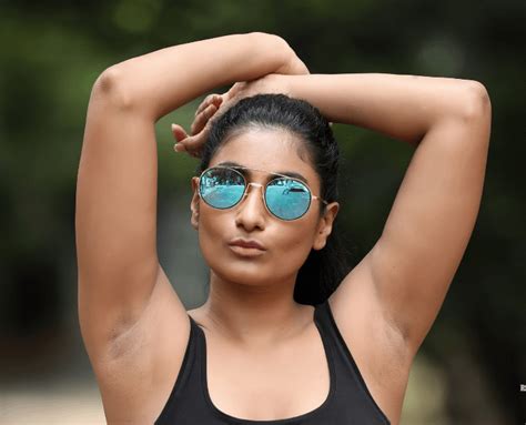 saafi kaur rbollyarm