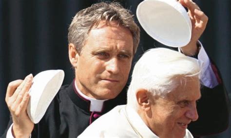 Монсиньор Георг Генсвайн: связующий понтификаты Papst Press