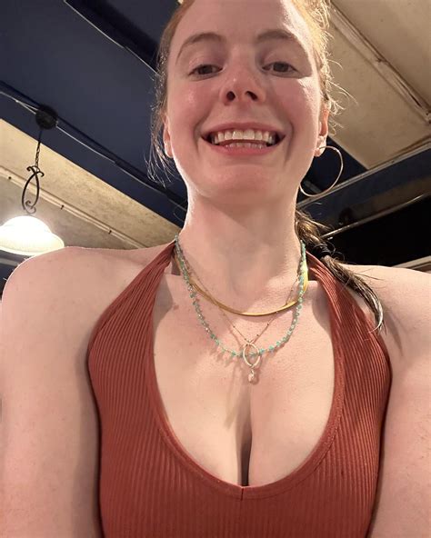 Maddy Smith : r/HotFemaleComedians