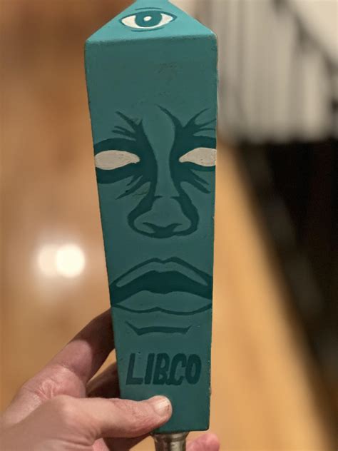 I bought this hand painted tap handle at a 2nd hand store. Can anyone