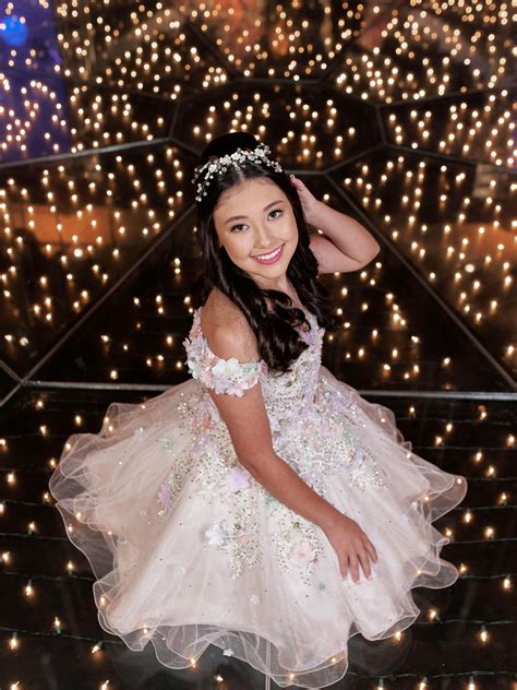 Ultimate Quinceañera Checklist : Everything You Need to Plan the