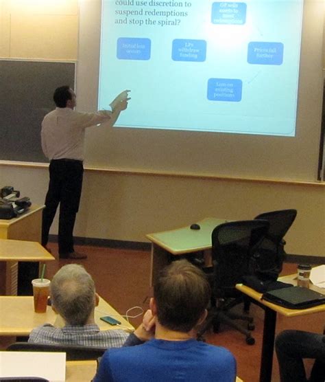 phd  finance lundquist college  business