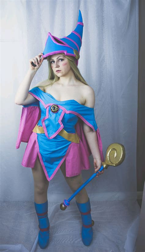 [self] full body shot of my dark magician girl cosplay from yugioh! : r