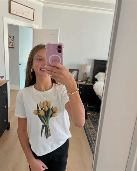 Brylee Vila | cutie new baby t-shirt form @inprintwetrust.co thank you