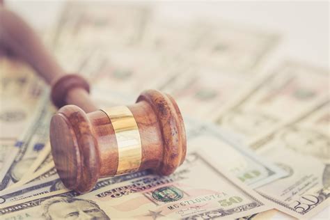 Workers react to the latest missouri salaries transparency law 1