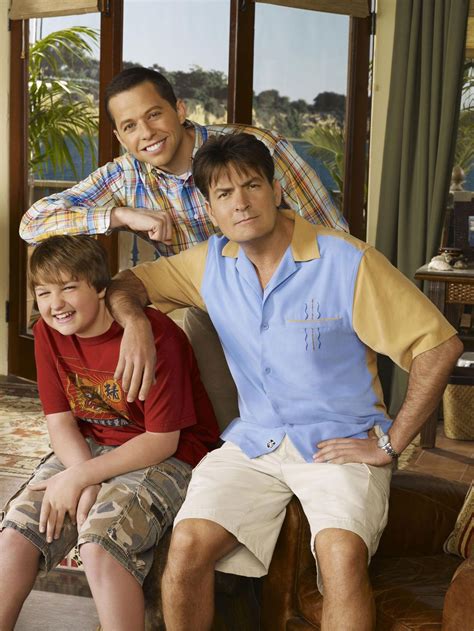 Two and a Half Men: Fotoğraf Jon Cryer, Angus T. Jones, Charlie Sheen