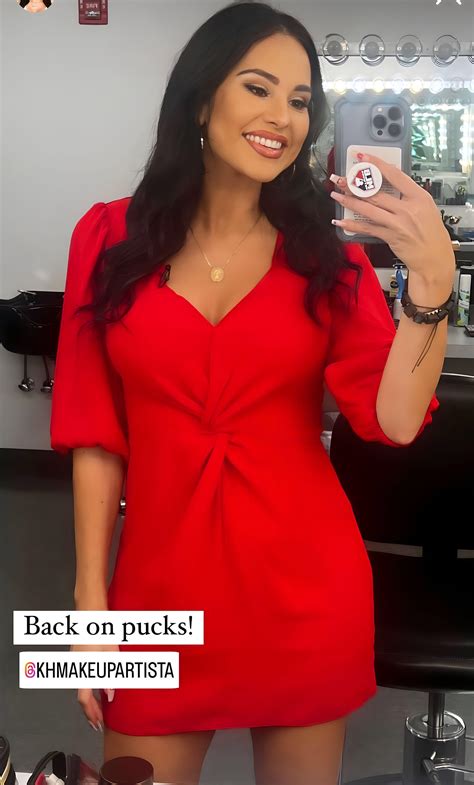 Sierra Santos MLB Network. - Sexy