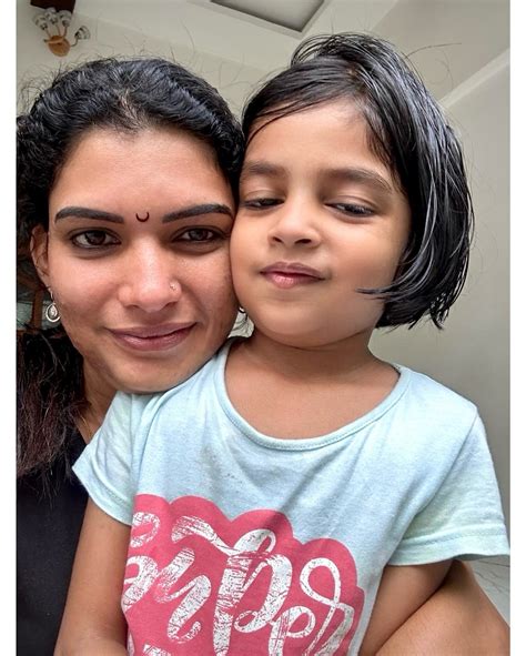 Resmi R Nair | Maa 💕daughter 🐬 @nangeliresmi ️ | Instagram