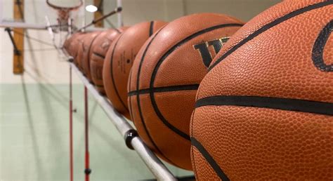 teen sets  guinness world record   throws