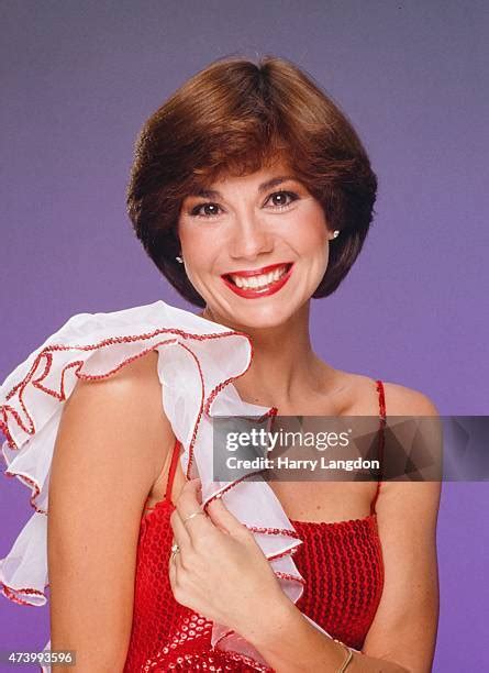 Kathie Lee Gifford Photos and Premium High Res Pictures - Getty Images