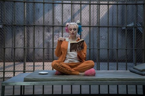 Suicide Squad: Margot Robbie on the Joker/Harley Dynamic | Collider