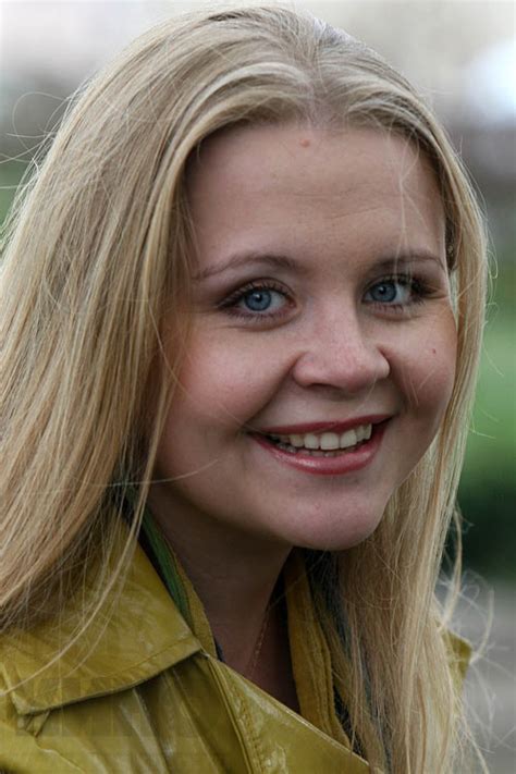 Елена Дубровская — биография, фильмография, фотографии актрисы