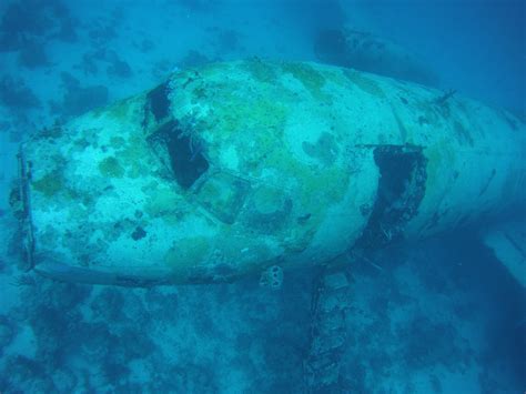 Airplanes - Pure Diving Aruba