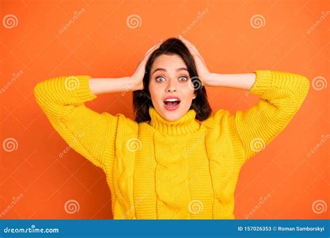 Close Up Photo Of Shocked Stunned Positively Surprised Girl Seeing ...