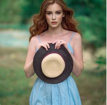 Pin by Giu9819 on Aleksandra Girskaya | Floppy hat, Fashion, Floppy