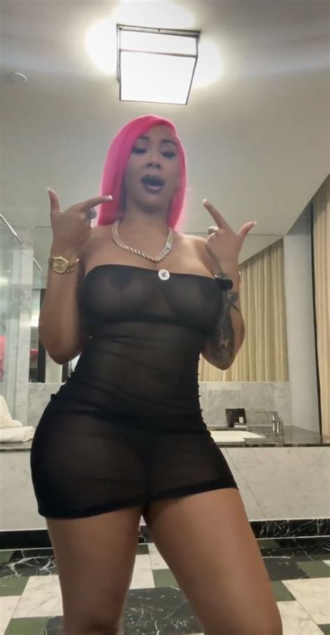 Nip slips - ShesFreaky