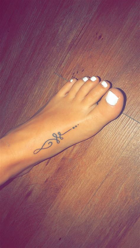 tattoos for women on foot 7