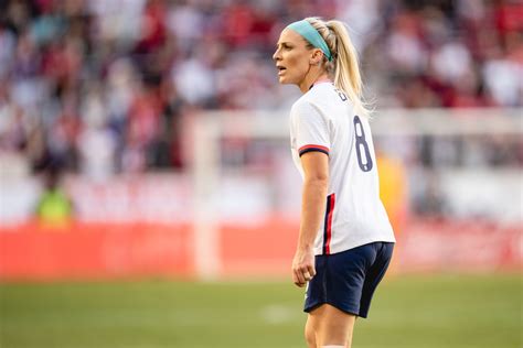 Julie Ertz back with USWNT, World Cup berth possible – Equalizer Soccer