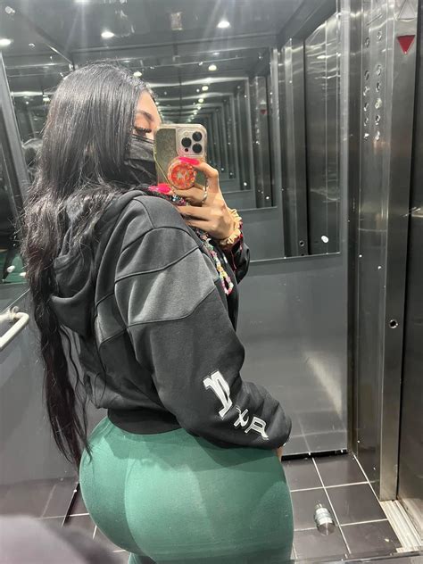 Que pinché culote 🤤🤤 : r/Bellakath