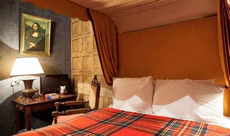 You Can Now Stay In A "Harry Potter"-Themed Hotel Room | Georgian house ...