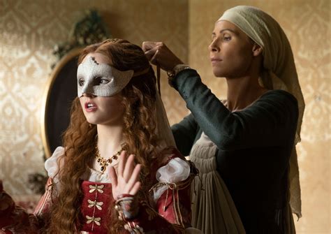 Rosaline Clip: Kaitlin Dever Tries to Win Back Romeo's Heart