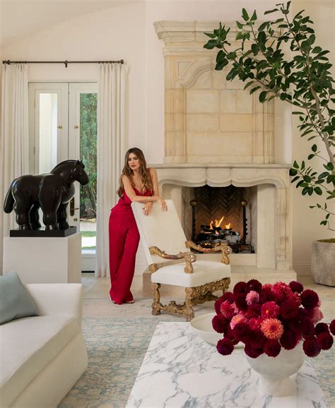 Celebrity Homes: Inside Sofia Vergara's LA Paradise!