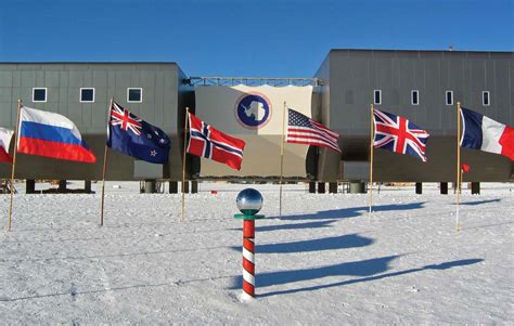 South Pole | Definition, Location, Explorers, & Facts | Britannica