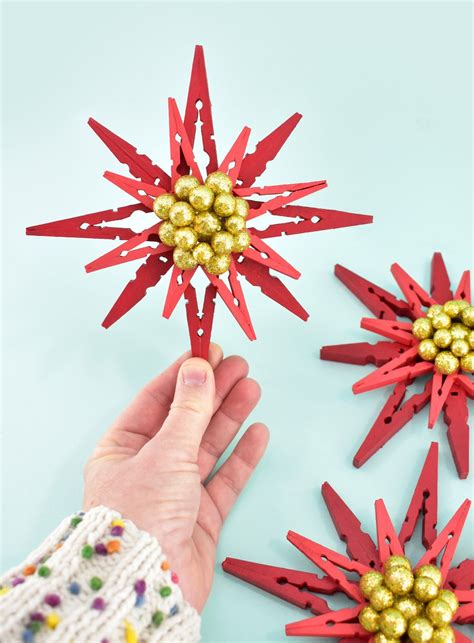 Poinsettia Crafts to Make for the Holiday - Mod Podge Rocks