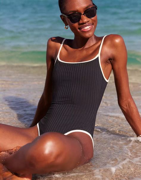 Aerie Wide Rib Scoop Full Coverage One Piece Swimsuit | Seamless fitted