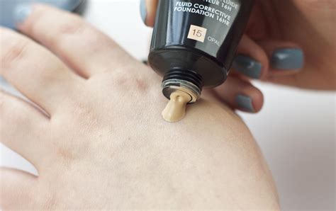 Vichy Dermablend Fluid Corrective Foundation and the Setting Powder ...