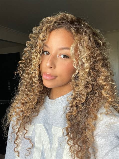 TW Pornstars - Camila Elle. Twitter. Hiii miss you guys ️👀. 5:38 PM