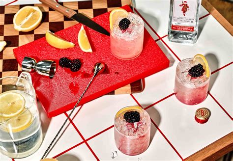 How Juniper Berries Are Used In Gin - Beefeater Gin