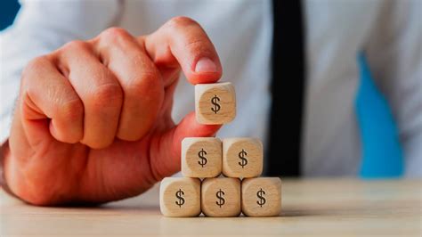 difference economie  finance  faut il retenir oc chambercom