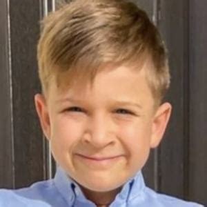 Kids Roma Show - Age, Family, Bio | Famous Birthdays