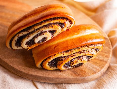 Булочка маковая — Ленинградские булочные