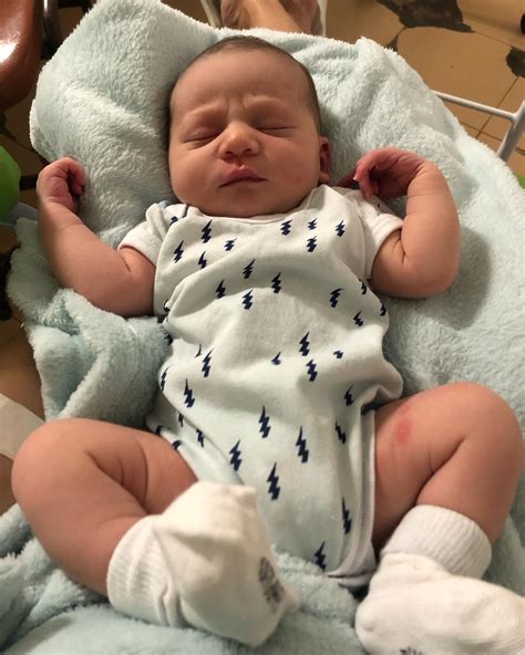 Renata Matos (@renata_matos02) • Instagram photos and videos