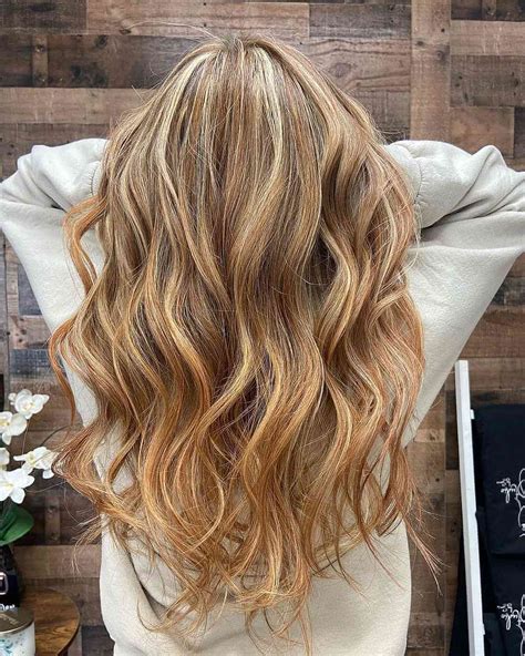 20 Beautiful Strawberry Blonde Highlights for a Sweet Hue