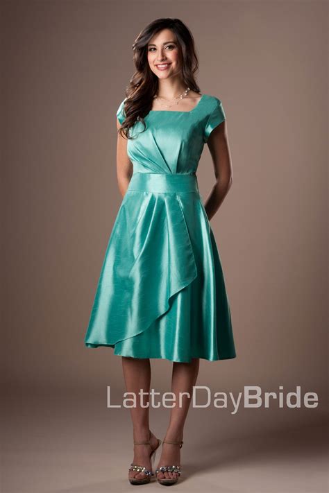 This is the bridesmaids dress that I would want | Homecoming dresses
