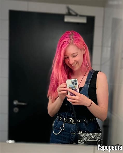 Liza Grimm Nude OnlyFans Leaks - Photo #6436672 - Fapopedia